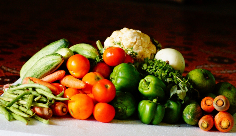 restaurant-LE CANNET DES MAURES-min_table-nature-farm-leaf-ripe-dish-1024857-pxhere.com